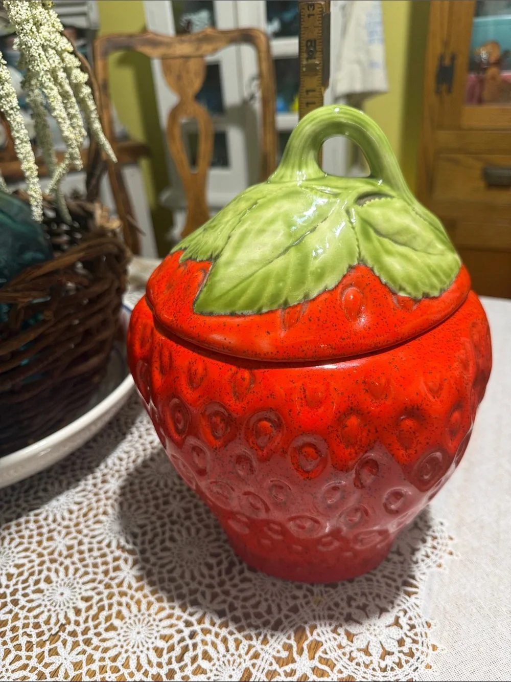 Vintage large strawberry ceramic cookie jar signed 1979